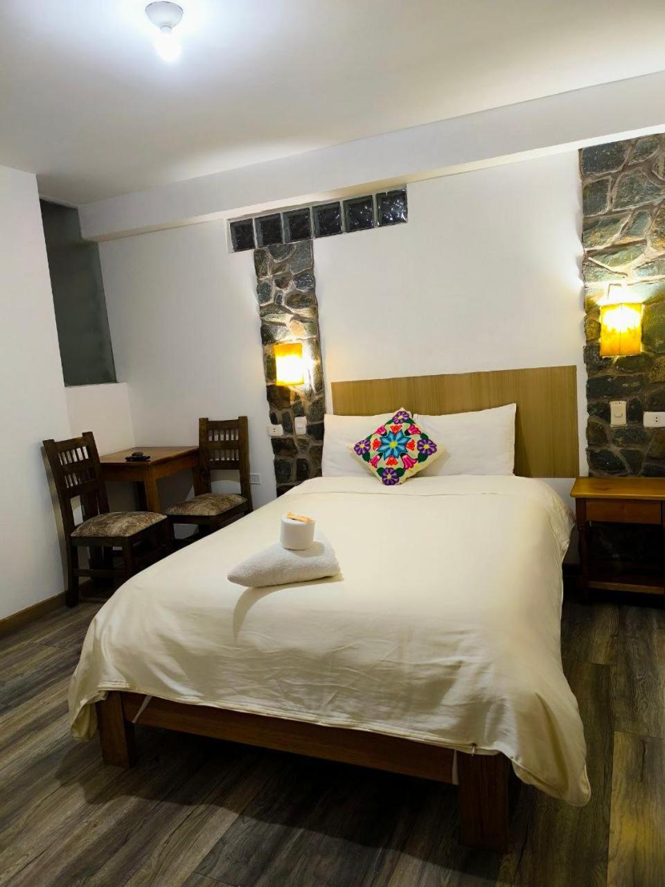 Hostal Balcon De Piedra Urubamba Exterior foto